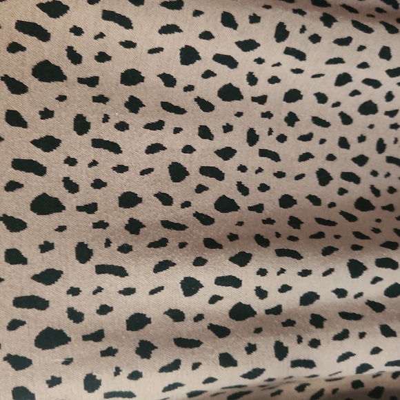 Pink Lily Crewneck Animal Print Sweater - Picture 2 of 6